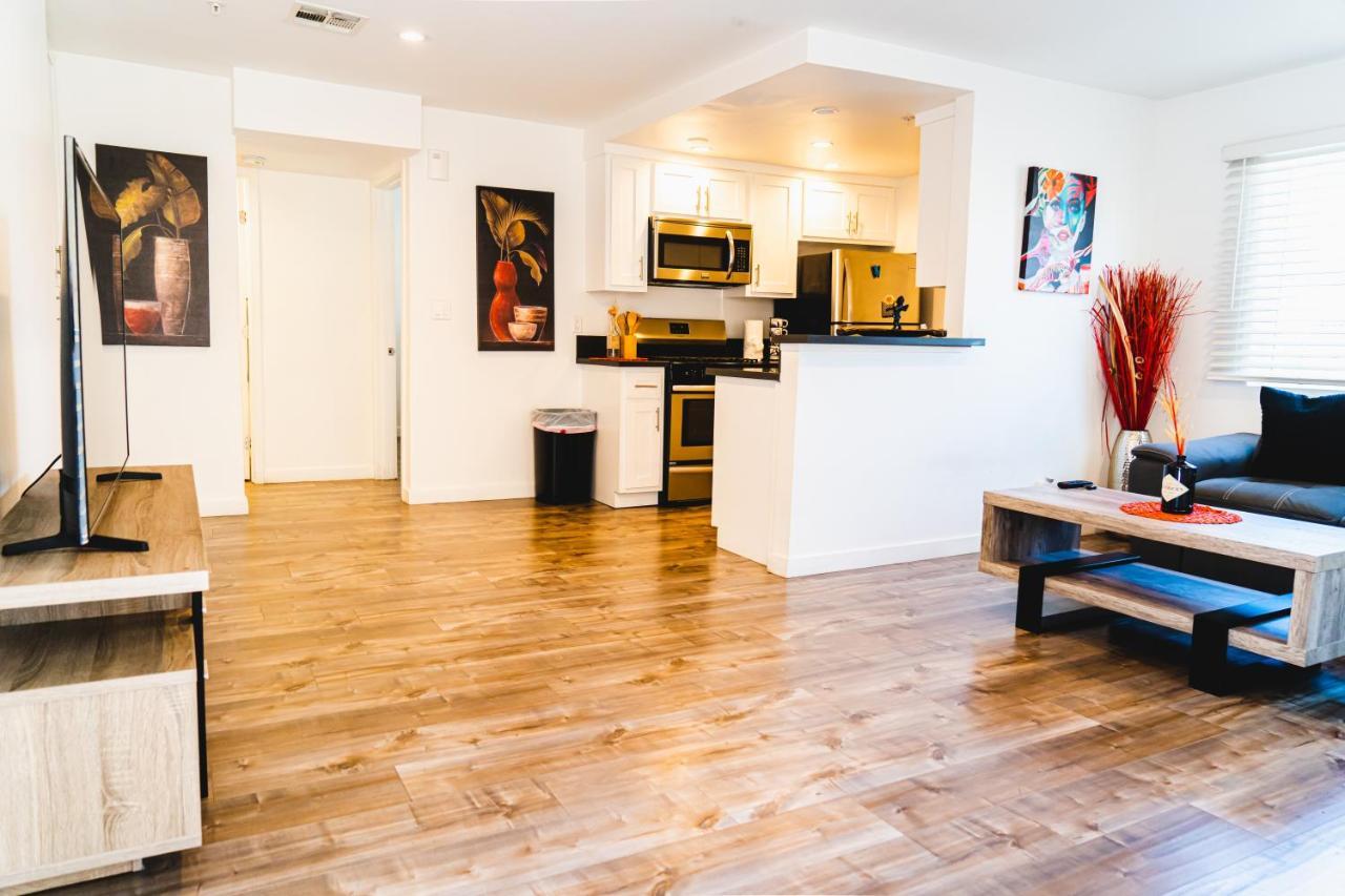 Modern Remodeled 1-Bedroom Close To Hollywood Walk Of Fame With Parking لوس أنجلوس المظهر الخارجي الصورة
