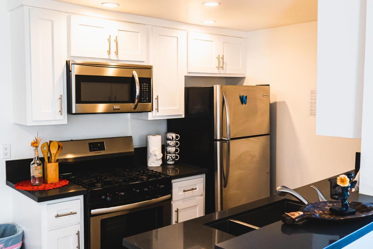 Modern Remodeled 1-Bedroom Close To Hollywood Walk Of Fame With Parking لوس أنجلوس المظهر الخارجي الصورة